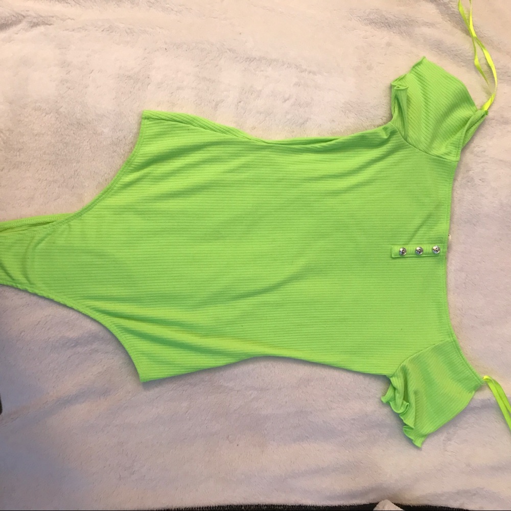 NEON GREEN BODYSUIT !